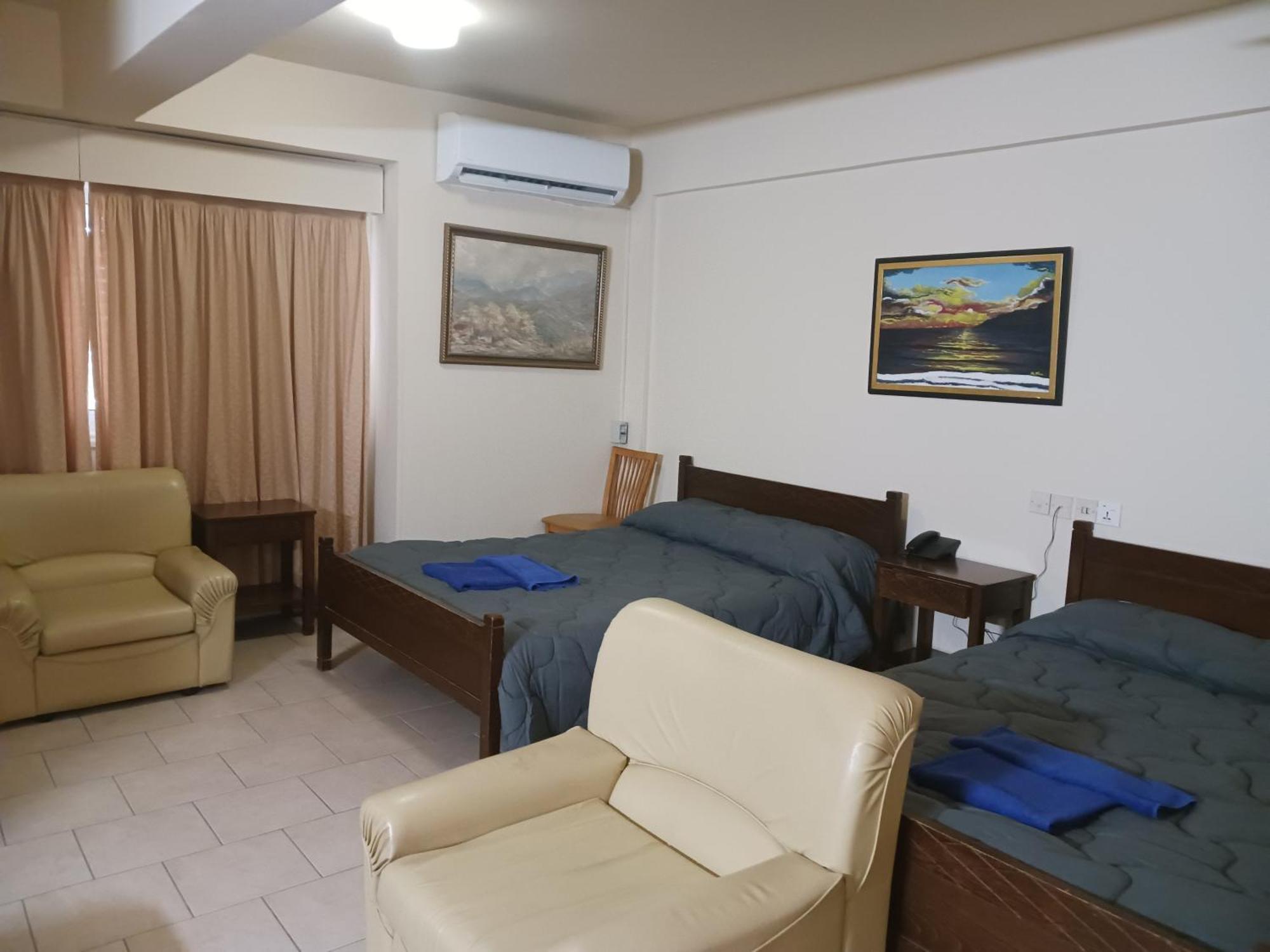 Denis Hotel Nikosia Eksteriør bilde