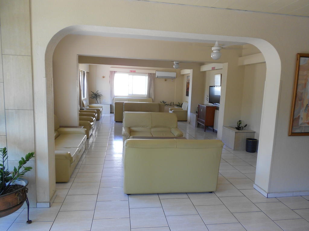 Denis Hotel Nikosia Eksteriør bilde